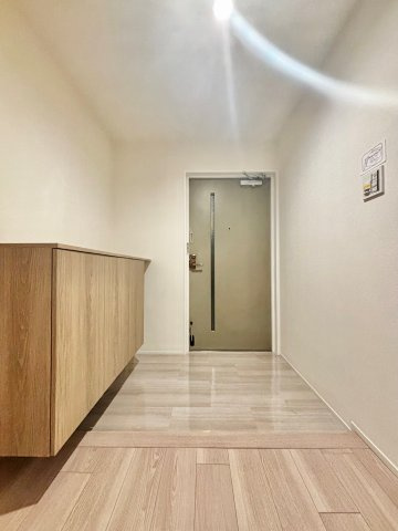 グランドメゾン小阪の玄関