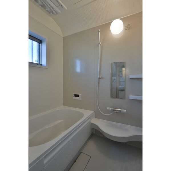 アーバンセレクト柏原の浴室