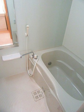 イルマーレ　Ｃの浴室