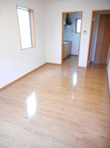 明るい洋室です