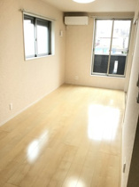 きれいな洋室です