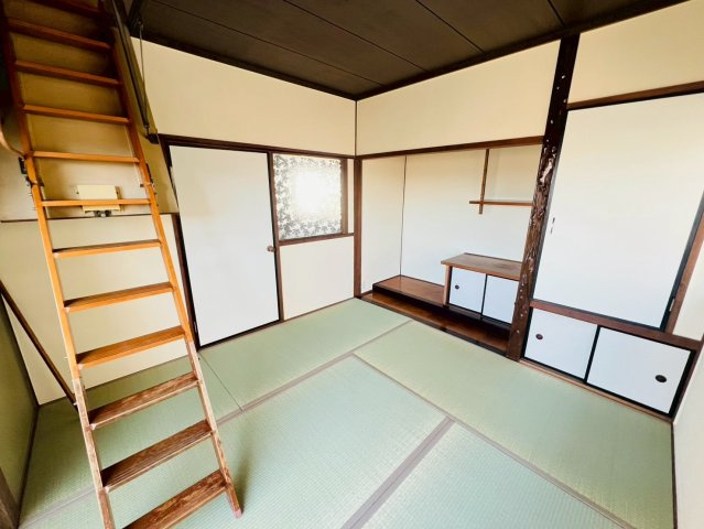 山手5丁目戸建の子供部屋