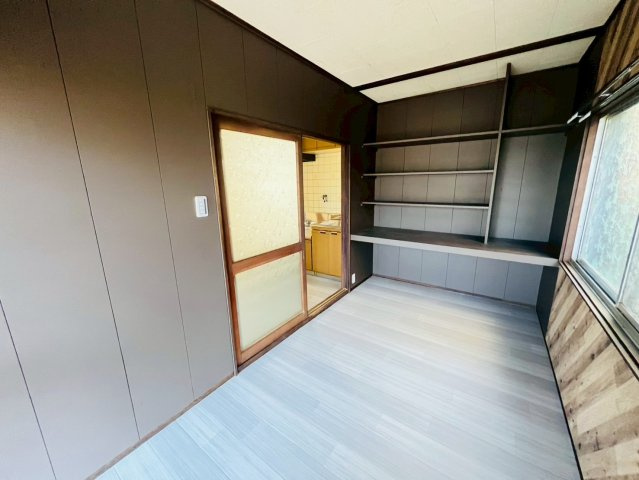 山手5丁目戸建の居間・リビング