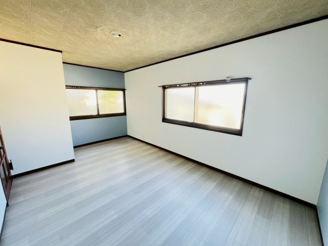 山手5丁目戸建の居間・リビング