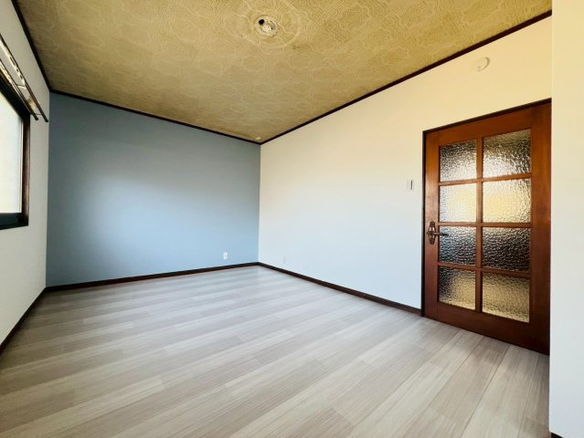 山手5丁目戸建の居間・リビング
