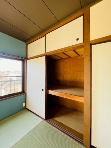 山手5丁目戸建の収納