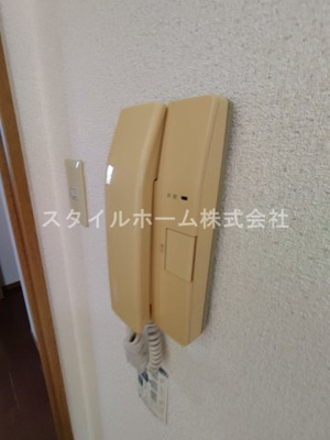 【セキュリティ】 | メゾン・ド・ベール | 別部屋写真です。