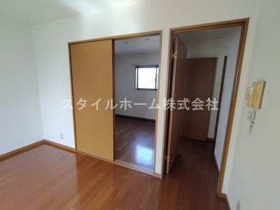 【内装】 | メゾン・ド・ベール | 別部屋写真です。