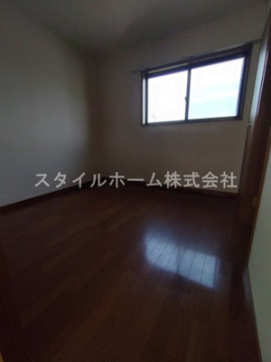 【洋室】 | メゾン・ド・ベール | 別部屋写真です。