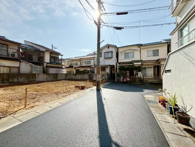 友岡４丁目　建築条件無土地の前面道路含む現地写真|＼＼資料請求だけも大歓迎！／／おうちのパンフレットをメールなどでお送りいたします！（R8.2撮影）