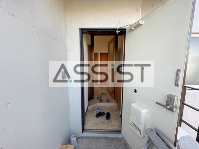 シンコウハイツの玄関