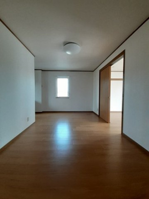 【居間・リビング】 | パティオ喜多山Ｃ | 使いやすいリビングです