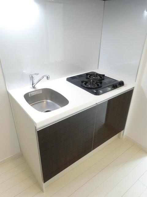 ディアレイシャス成増|システムキッチンは収納も豊富です