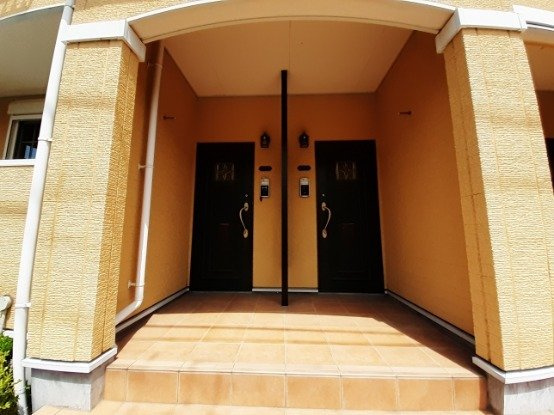 ヴィラ・グランシャリオの駐車場