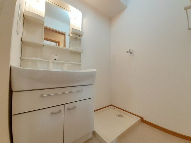 ヴィラ・グランシャリオの洗面所