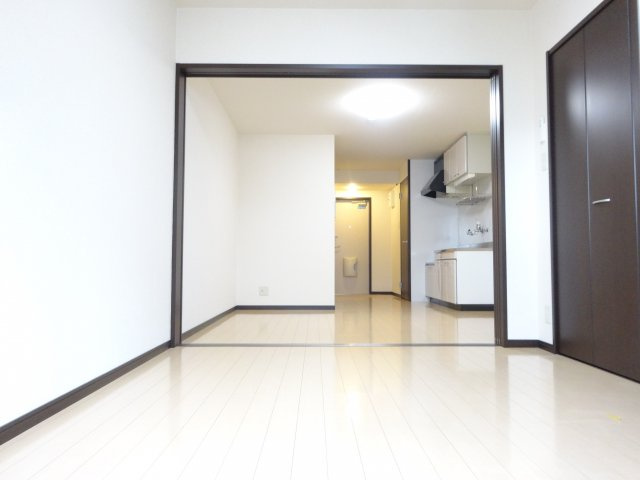 フローラ河内長野の洋室|同物件別部屋イメージ写真