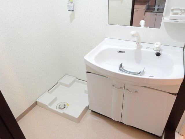 フローラ河内長野の洗面所|同物件別部屋イメージ写真