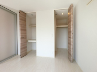 【洋室】 | オ・ソレイユ