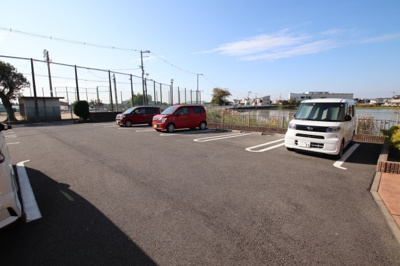 【駐車場】 | ハウゼグランツA