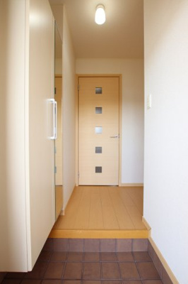 【玄関】 | ハウゼグランツA