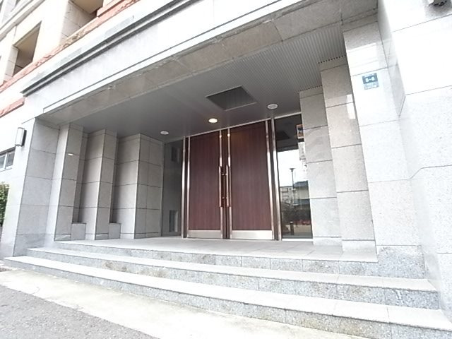 エステムコート三宮EASTポルトマーレのエントランス