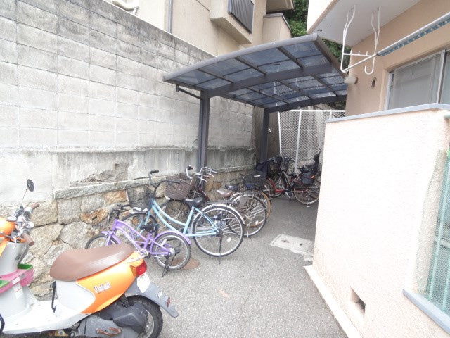 三葉ハイツの外観