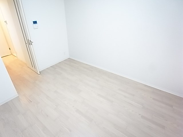 レジデンス神戸大倉山グルーブの寝室|ゆとりの広さです