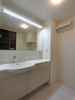 【洗面所】 | カーサ アンビシオン