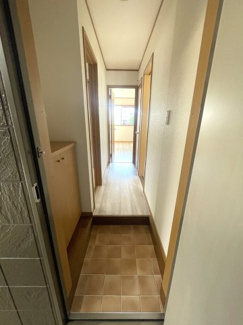 【玄関】 | ルミエールSHIMAMURA