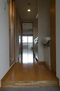 プレステージ綾瀬の玄関