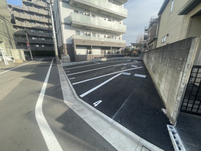 【駐車場】 | Laurendael駐車場