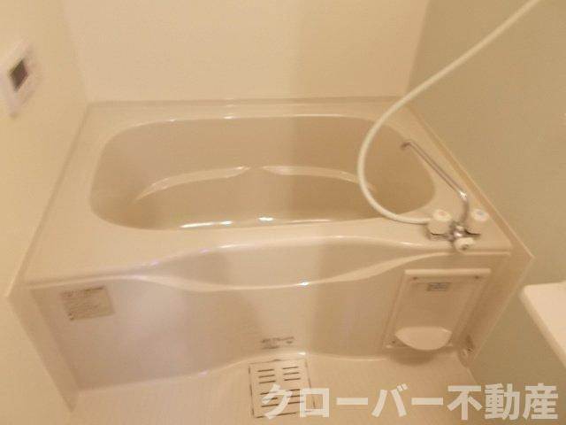 ラブ・ラ・ドールＡの浴室