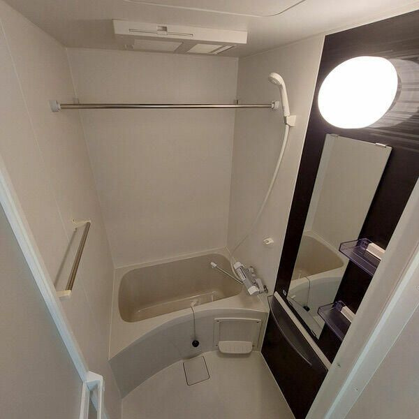 イクシオ　トウカイの浴室