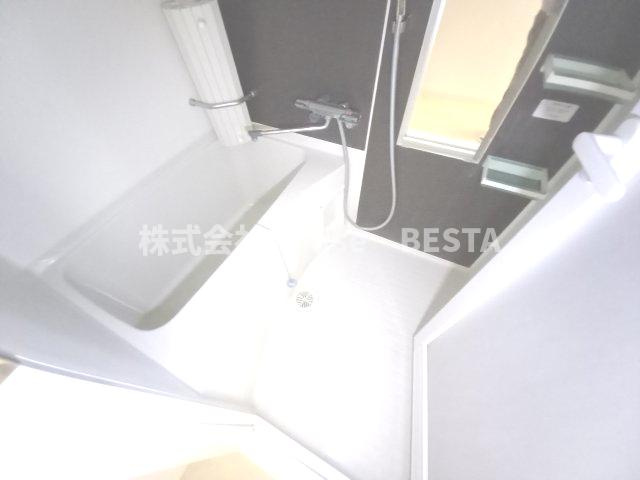 アドバンス神戸アルティスの浴室