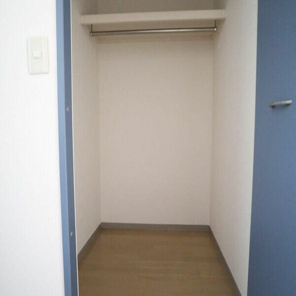 ＣＯＲＡＬ　ＭＩＺＵＥ（コ－ラルミズエ）の収納