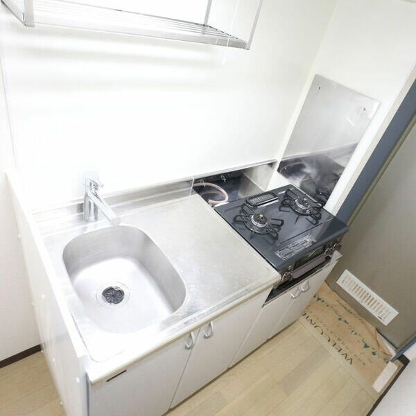 ＣＯＲＡＬ　ＭＩＺＵＥ（コ－ラルミズエ）のキッチン