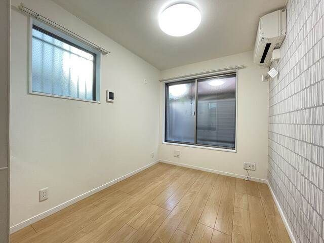 バーミープレイス新小岩の居間・リビング