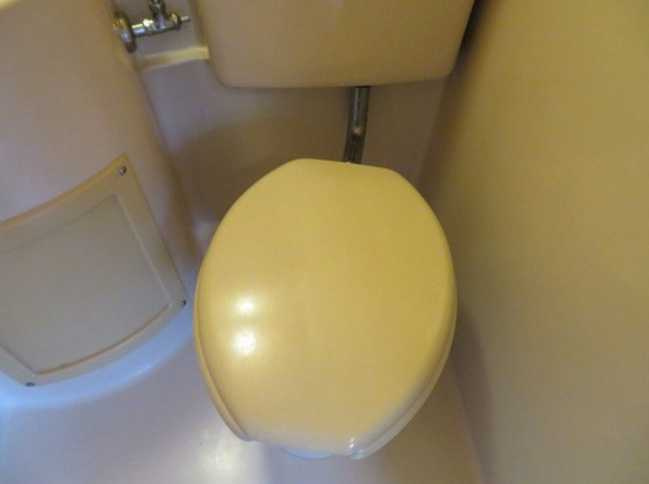 カーシュ上馬　最上階　ネット0　敷金礼金0のトイレ