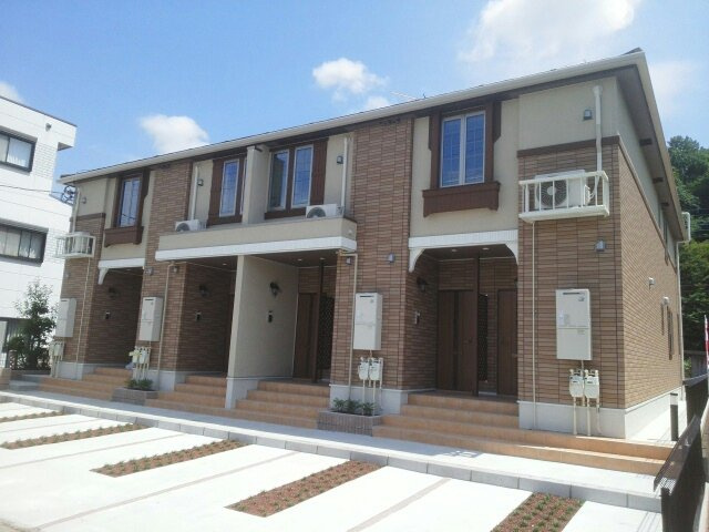 サン・イーストの外観