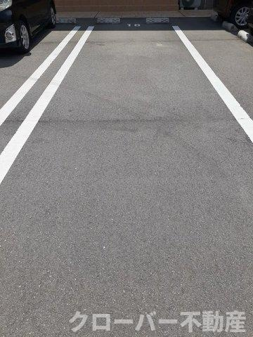 レジデンス昭和町Ⅲの駐車場