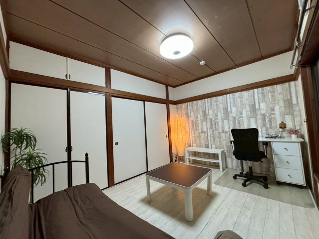 サンホワイトの居間・リビング|こちらの居間で趣味の時間をお楽しみください