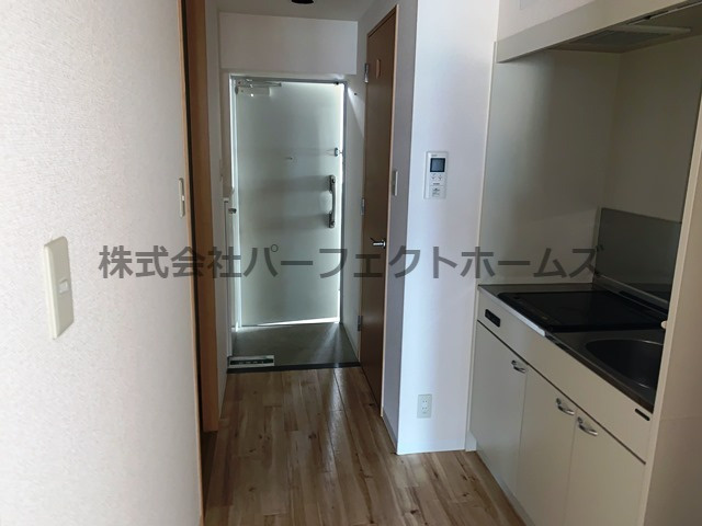 イーウエストの内装|明るい室内です