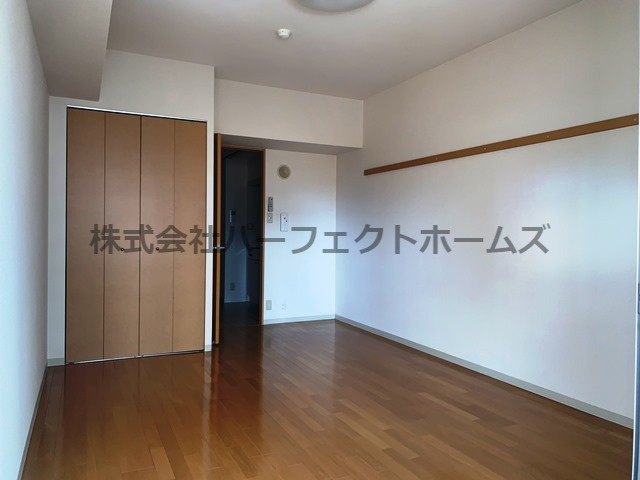 イーウエストの洋室|明るい洋室です