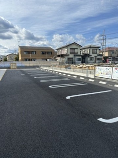 【駐車場】 | ラ　プルーヴ