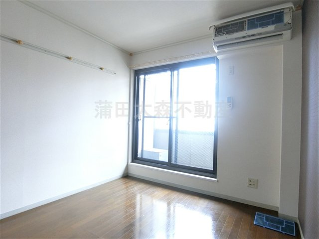 ドルフ武蔵新田　の居間・リビング