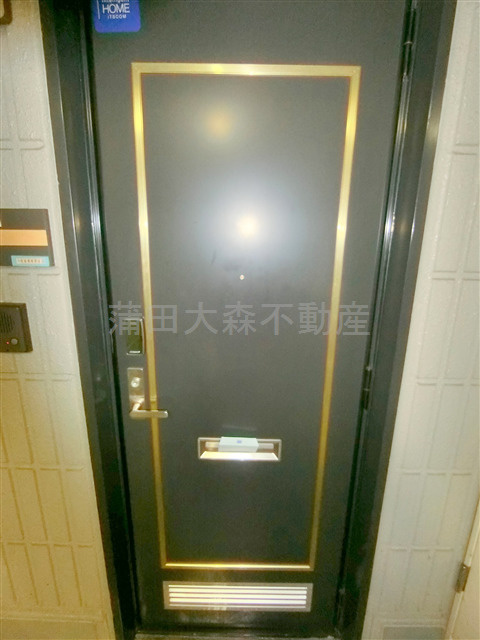 ドルフ武蔵新田　の玄関