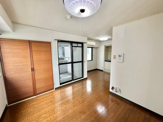 ジュネス姫路Ⅰの居間・リビング