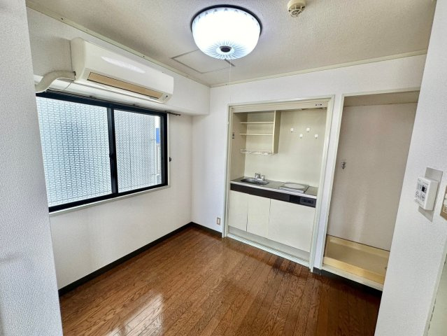 ジュネス姫路Ⅰの居間・リビング