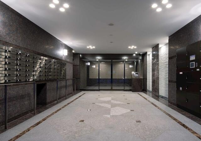 ルーブル板橋東新町弐番館のエントランス|外の入り口です