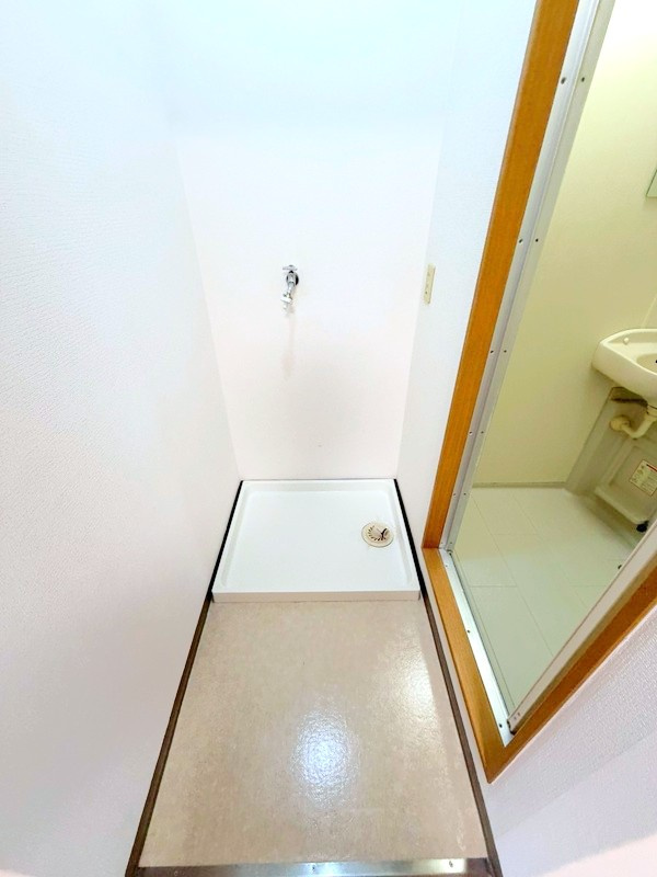 シャロム国分【キャッシュバック対象物件】の洗面所|コンパクトで使いやすい洗面所